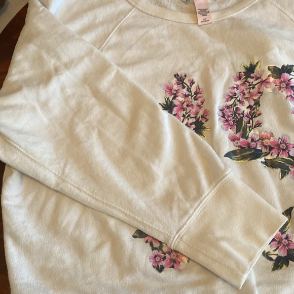 GUC. Victoria’s Secret sweatshirt. - Picture 3 of 7